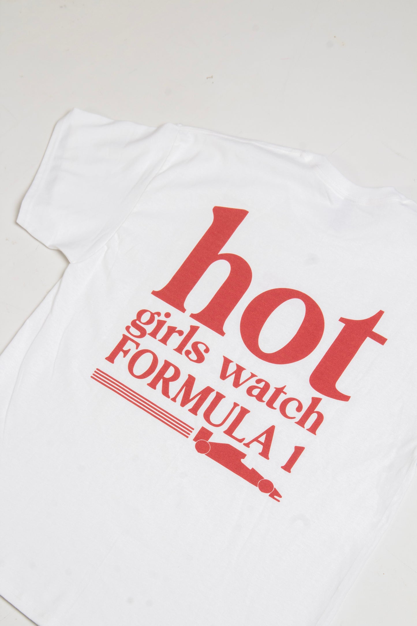 Camiseta "Hot girls watch Formula 1" Roja edición Exclusive Tee